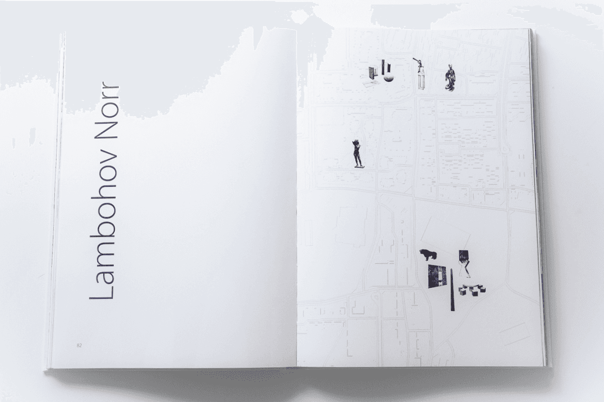 Uppslag från fotoboken De vackra i vardagen.